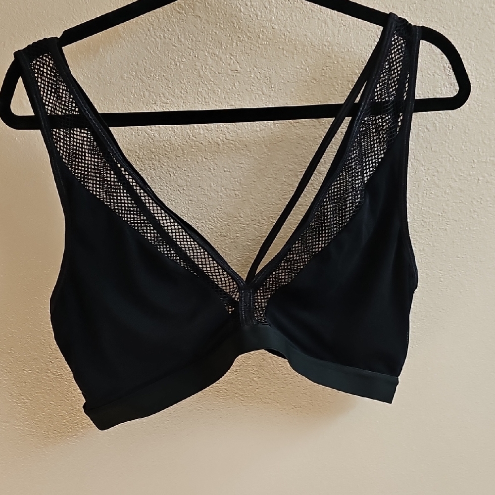 SHEIN Black Mesh Detail Bralette